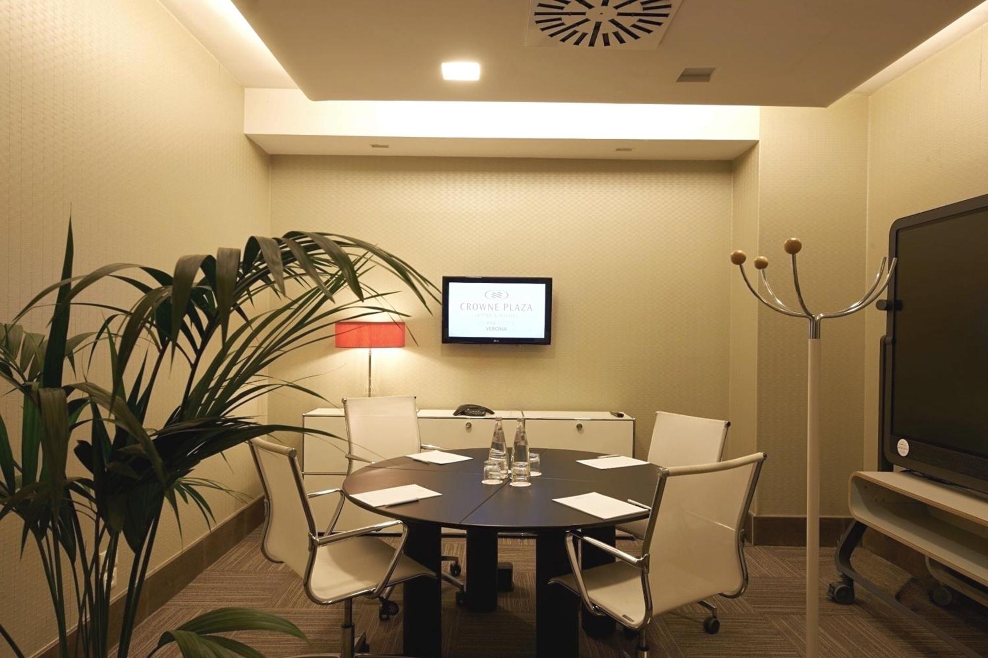 Crowne Plaza Verona Fiera By Ihg Екстериор снимка